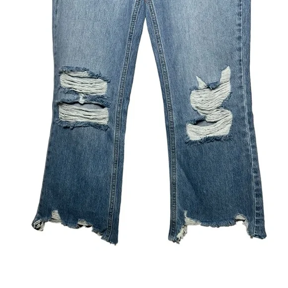 Urban Outfitters BDG Women’s High Rise Raw Hem Distressed Jeans - Picture 6 of 16